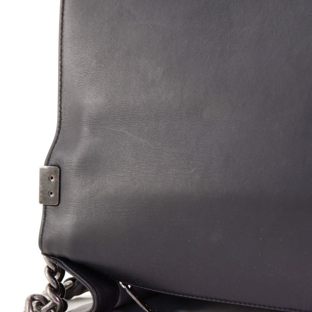 Chanel Boy Flap Bag Quilted Calfskin New Medium Black - Picture 8 of 9